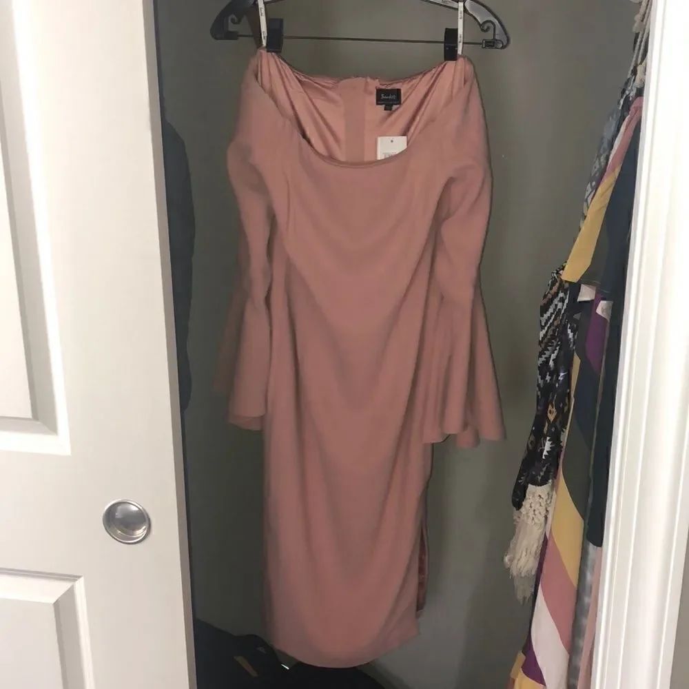 Bardot nude cocktail dress bell sleeves sz XS /4